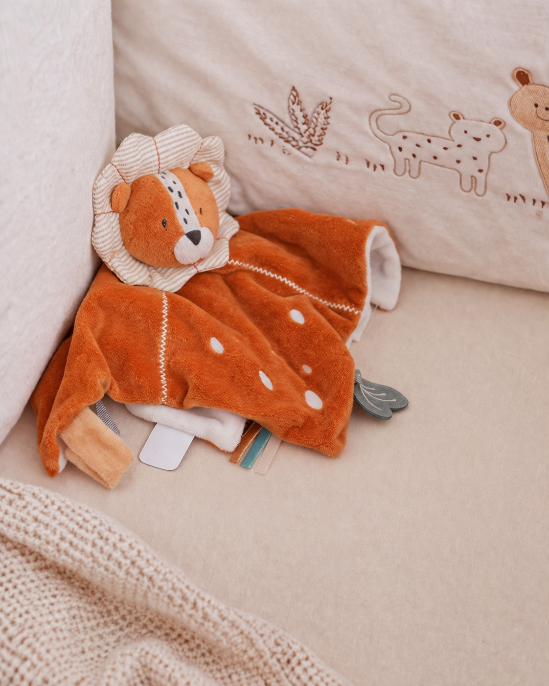 Doudou plat - Noukie's Babou le lion