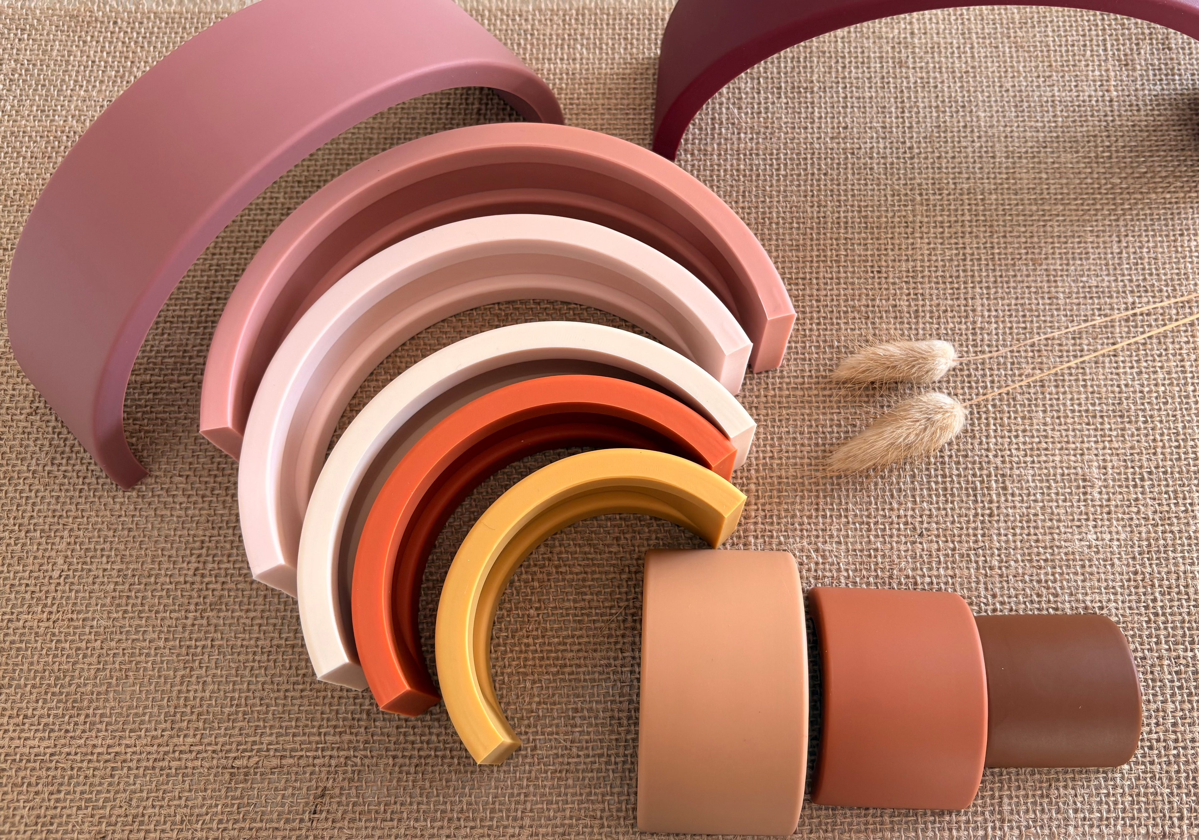 Arc-en-ciel empilable en silicone - Bordeaux