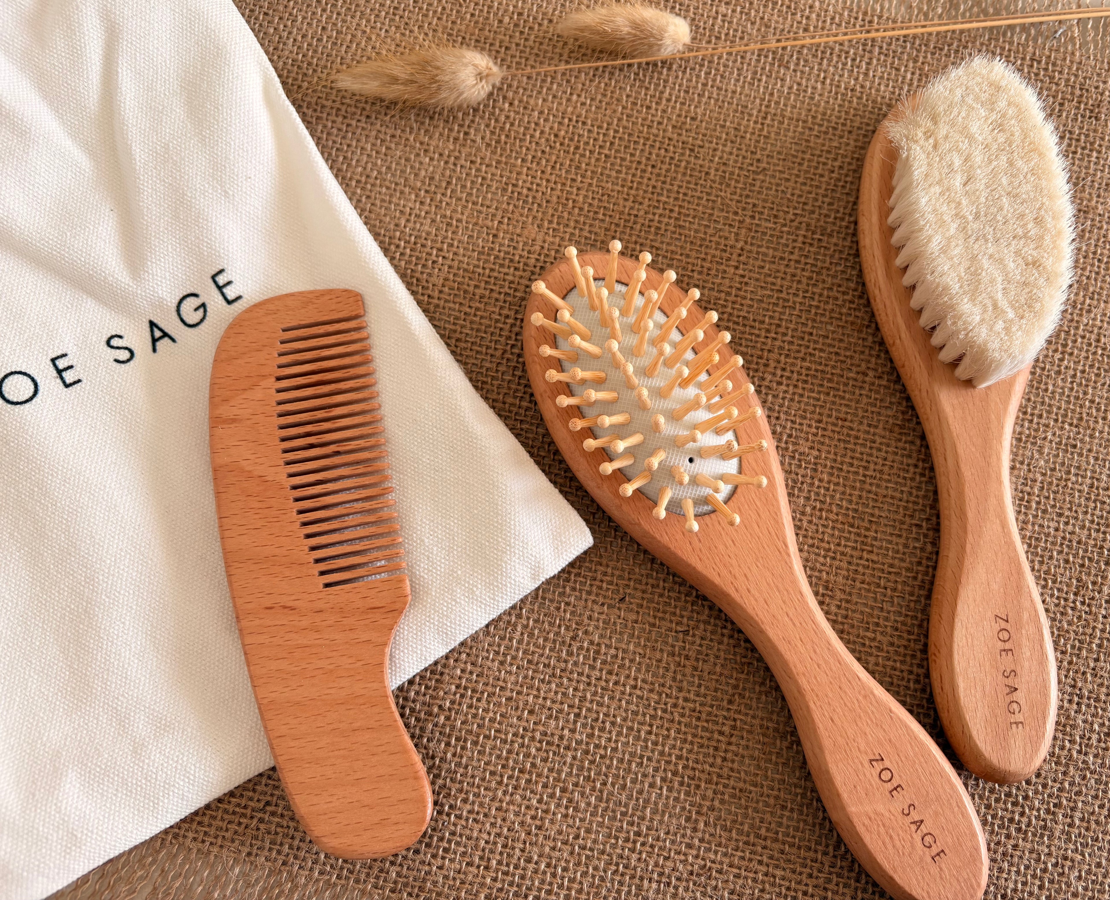 Ensemble brosses et peigne bébé en bois naturel – 3 pièces ultra douces