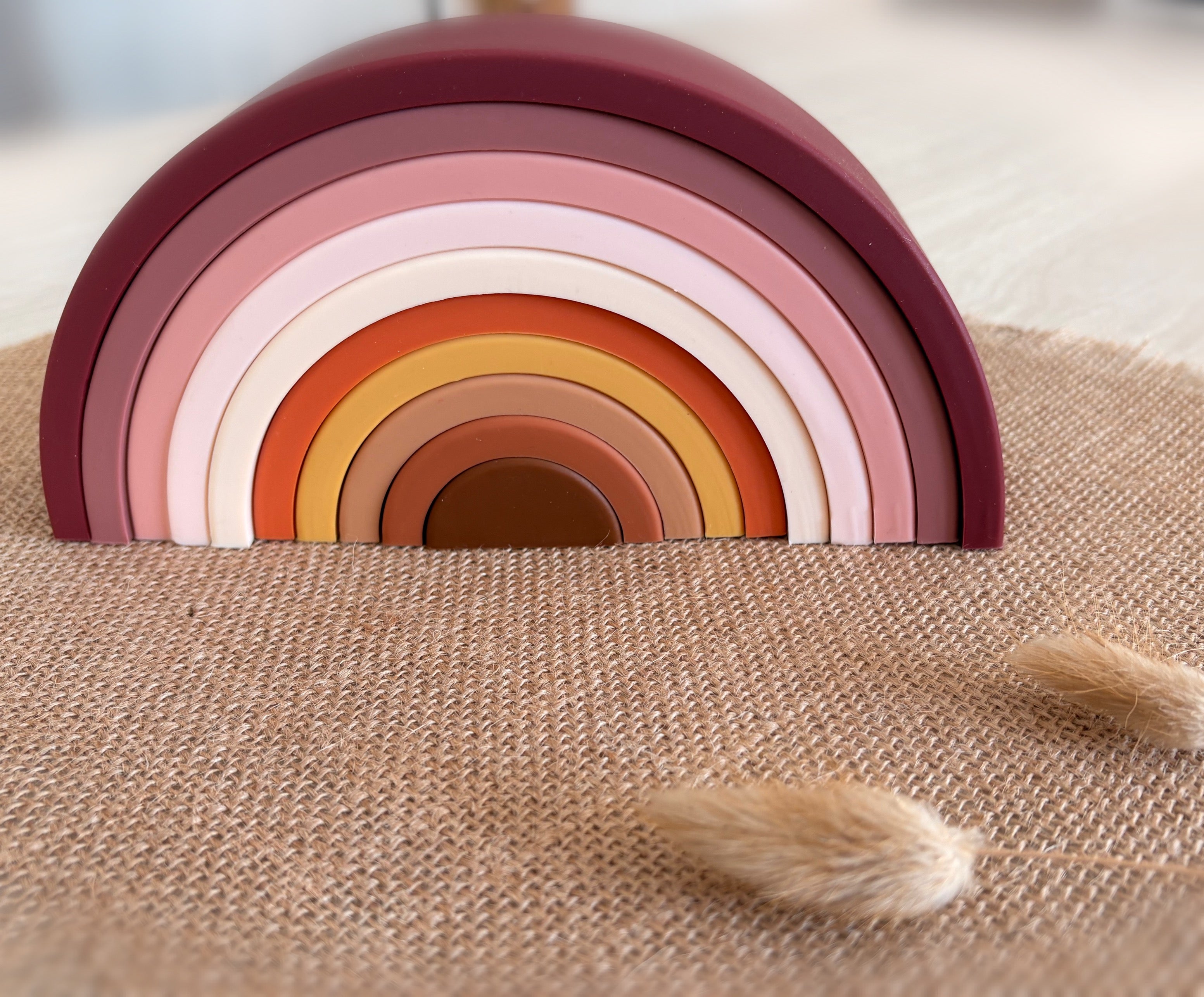 Arc-en-ciel empilable en silicone - Bordeaux